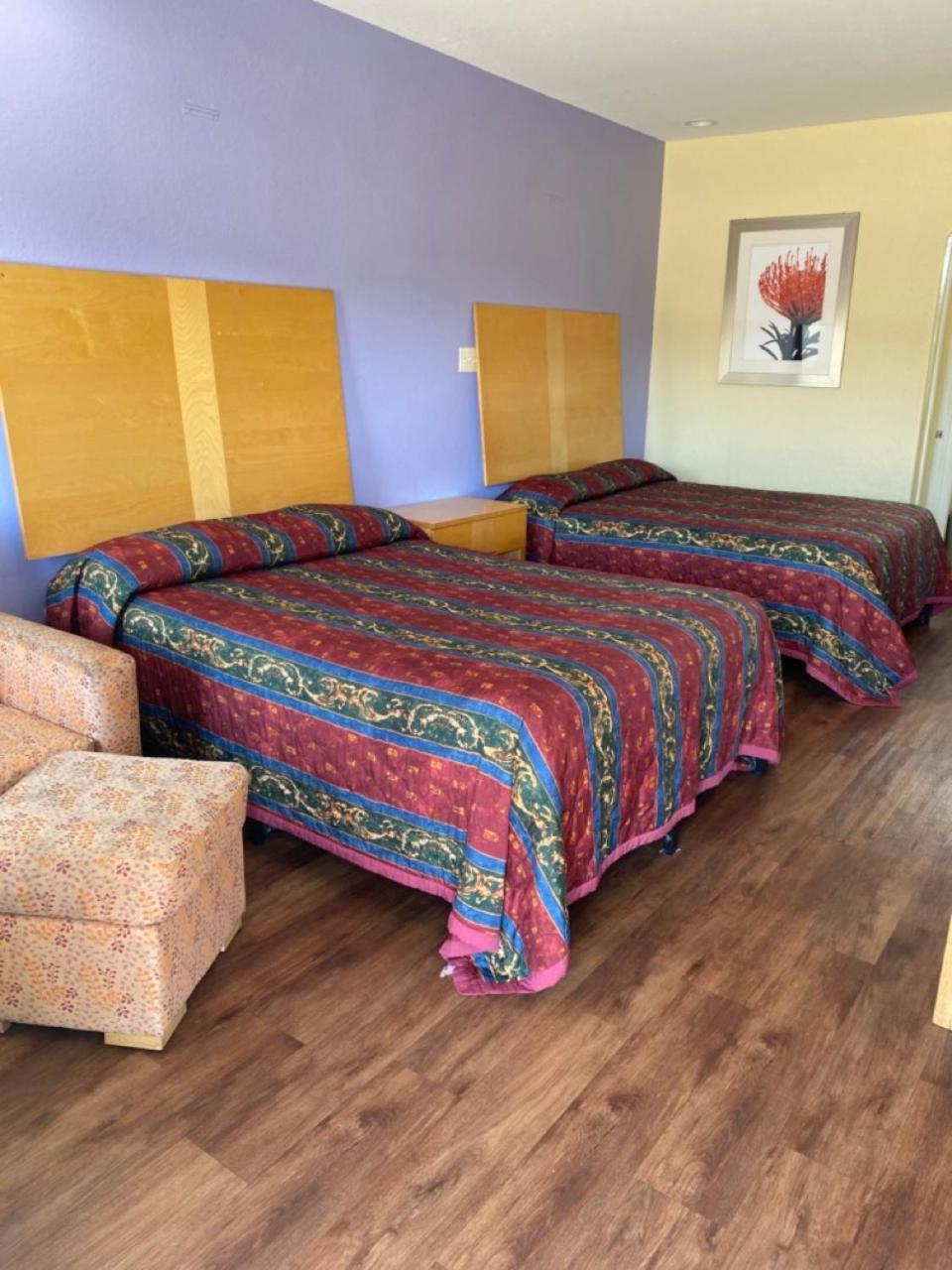 Relax Inn & Suites Angleton Luaran gambar