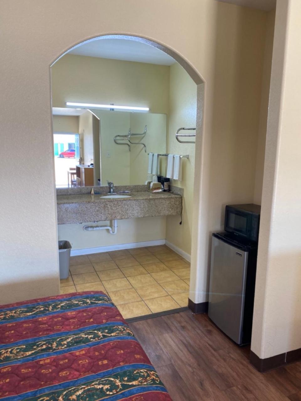 Relax Inn & Suites Angleton Luaran gambar