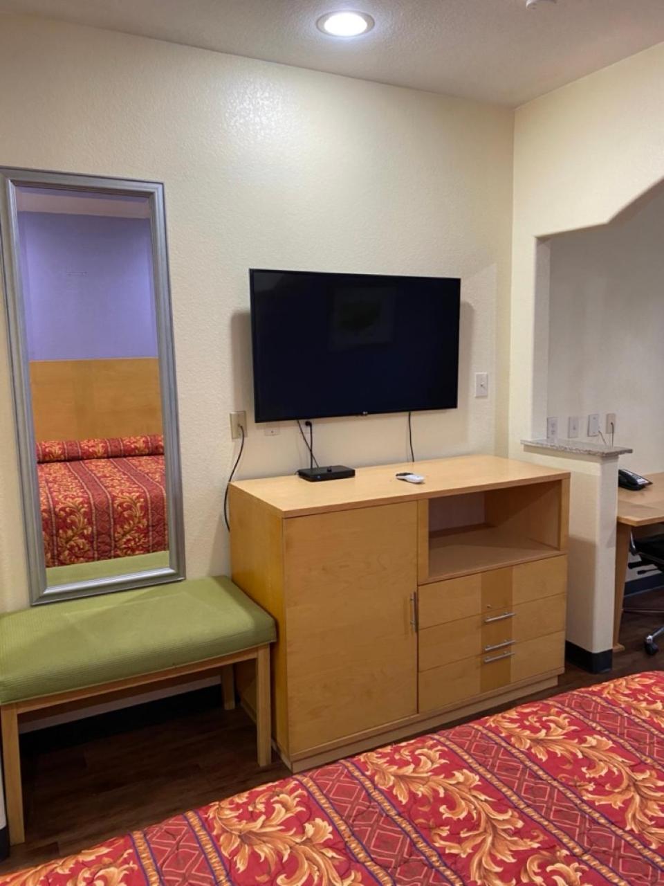 Relax Inn & Suites Angleton Luaran gambar